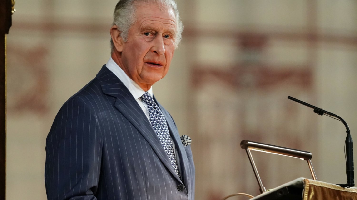 Pałac Buckingham przygotowuje dwa harmonogramy koronacji Karola III