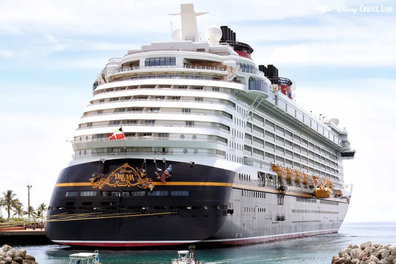 Prom Disney Magic przybije do portu w Gdyni.