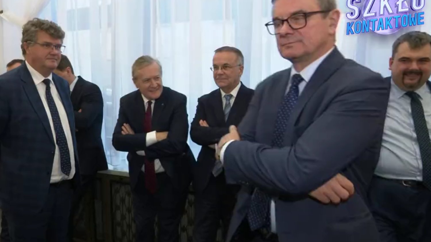 Politycy PiS nagle "ogłuchli" po tym pytaniu. Żenujące sceny w Sejmie