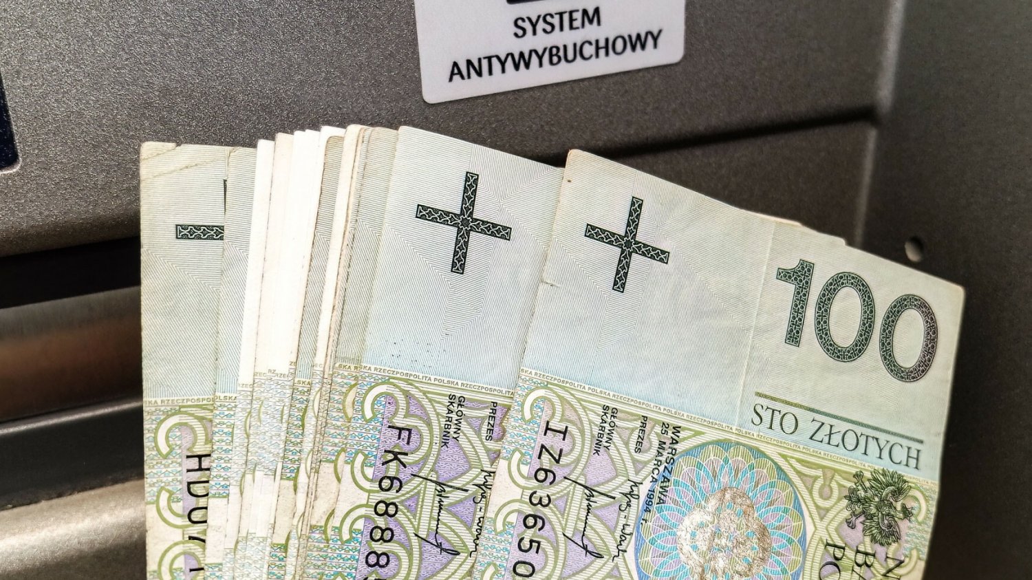 Największe banki wysyłają taki komunikat. Chodzi o przelewy w ten weekend.