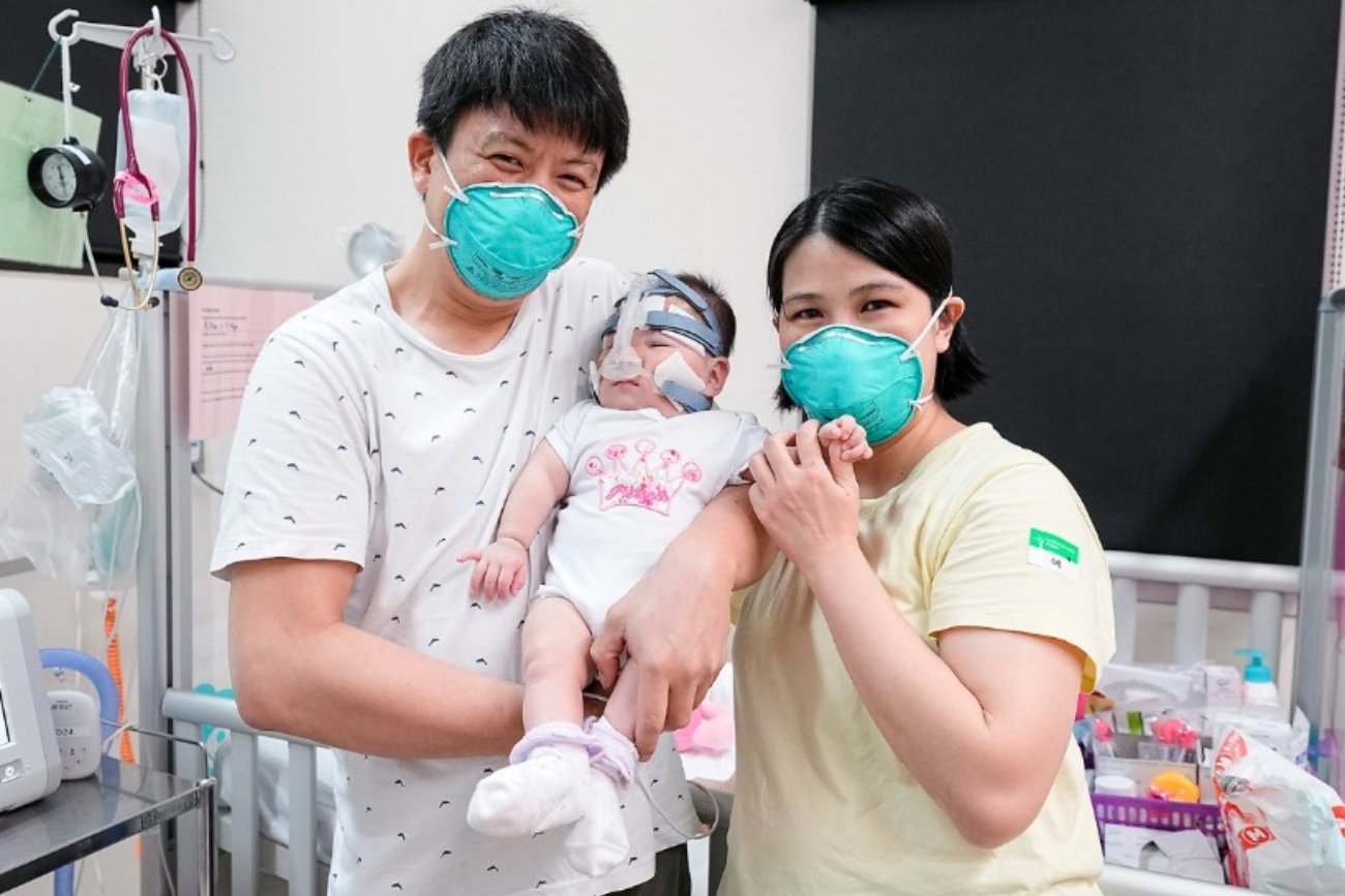 Wypisana po 13 miesiącach w szpitalu. "Najmniejsze dziecko świata" waży teraz 6,3 kg