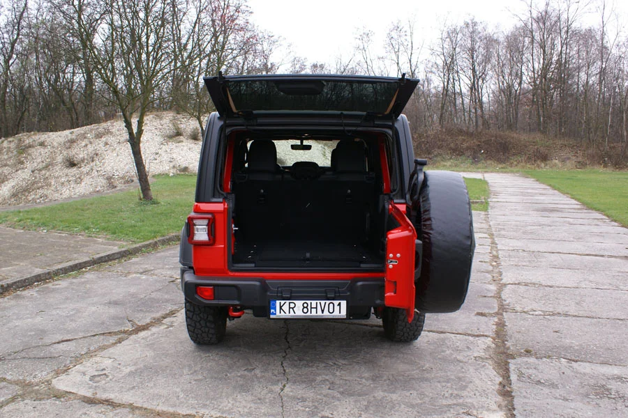 Jeep Wrangler Unlimited JL Rubicon 2.2 CRD AT