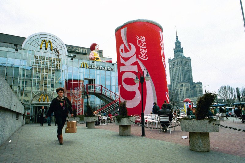 100 gramów luksusu. Zamknięcie pierwszego McDonalds w Polsce to koniec pewnej epoki