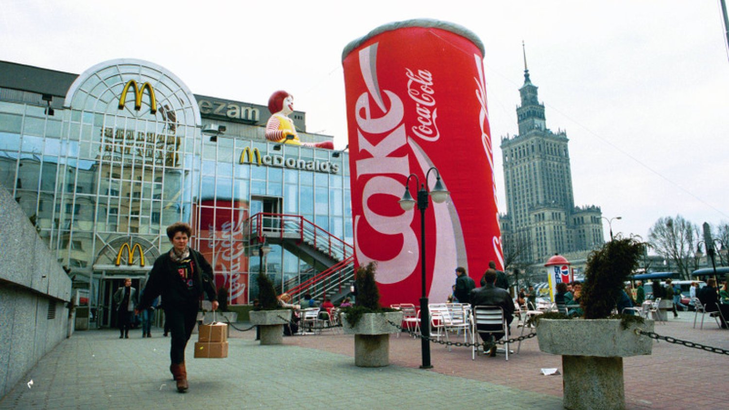 100 gramów luksusu. Zamknięcie pierwszego McDonalds w Polsce to koniec pewnej epoki