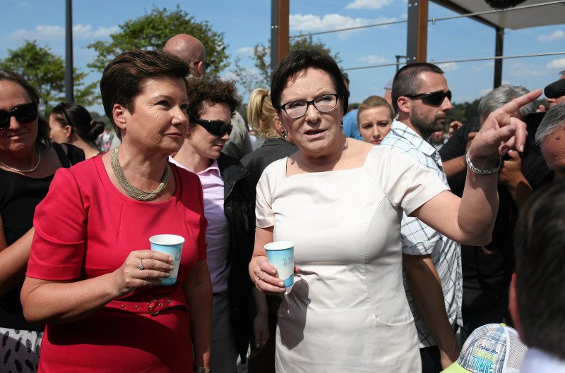 Kopacz i Gronkiewicz-Waltz stają po stronie bankowców, a nie frankowiczów. "Banki to nie działalność charytatywna"