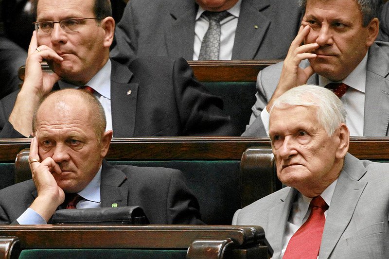 PSL może odebrać PO stanowisko marszałka Sejmu wystawiając kandydaturę byłego marszałka Józefa Zycha.