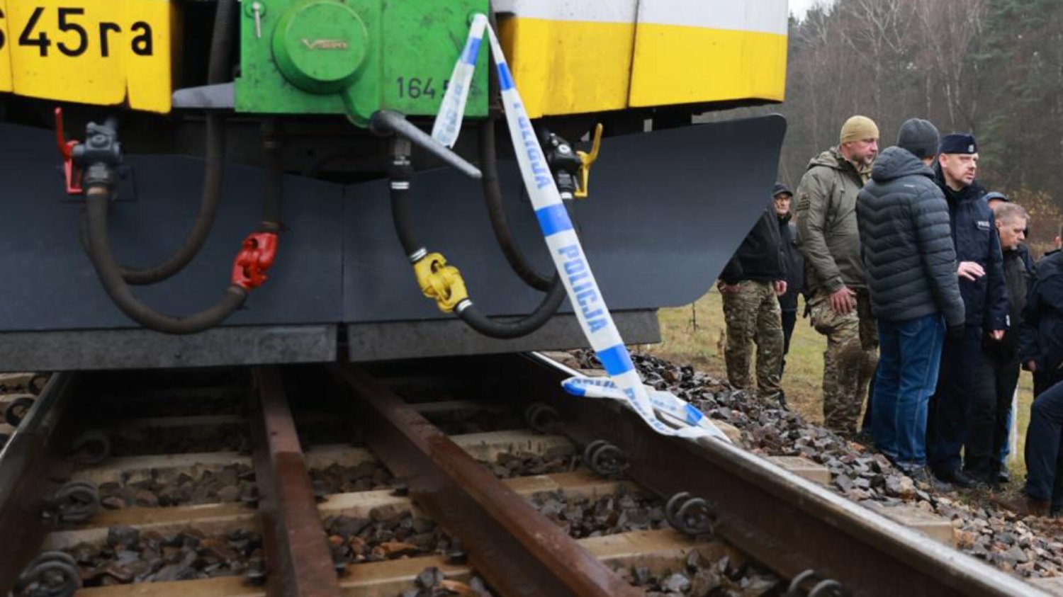 Kamera i bomba na torach. Wiemy, kto je zostawił