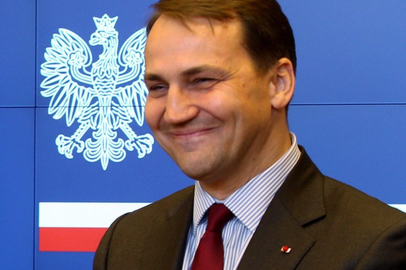 Zaskakujący tweet Radka Sikorskiego o McDonalds.