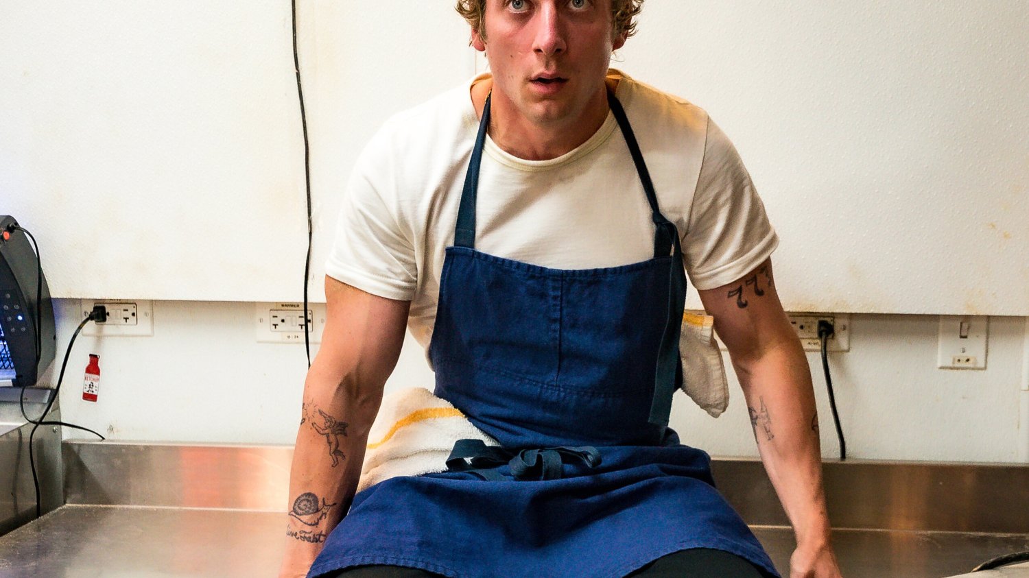 The Bear na Disney+ recenzja Jeremy Allen White w The Bear