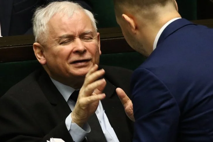 Dzisiaj PiS według nowego sondażu nie mogłoby liczyć na samodzielną większość w Sejmie.