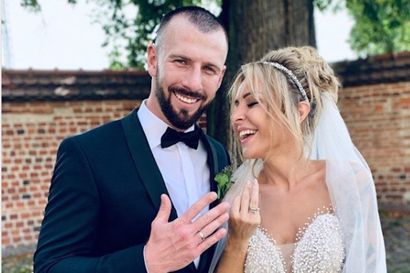 Ślub pisarki okazał się fikcją, chodziło tylko o promocję ekranizacji jej książki.