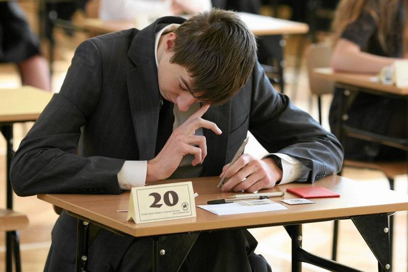 Co po egzaminie gimnazjalnym? Niektórzy uczniowie już dostali zaproszenia do nauki w prestiżowych liceach