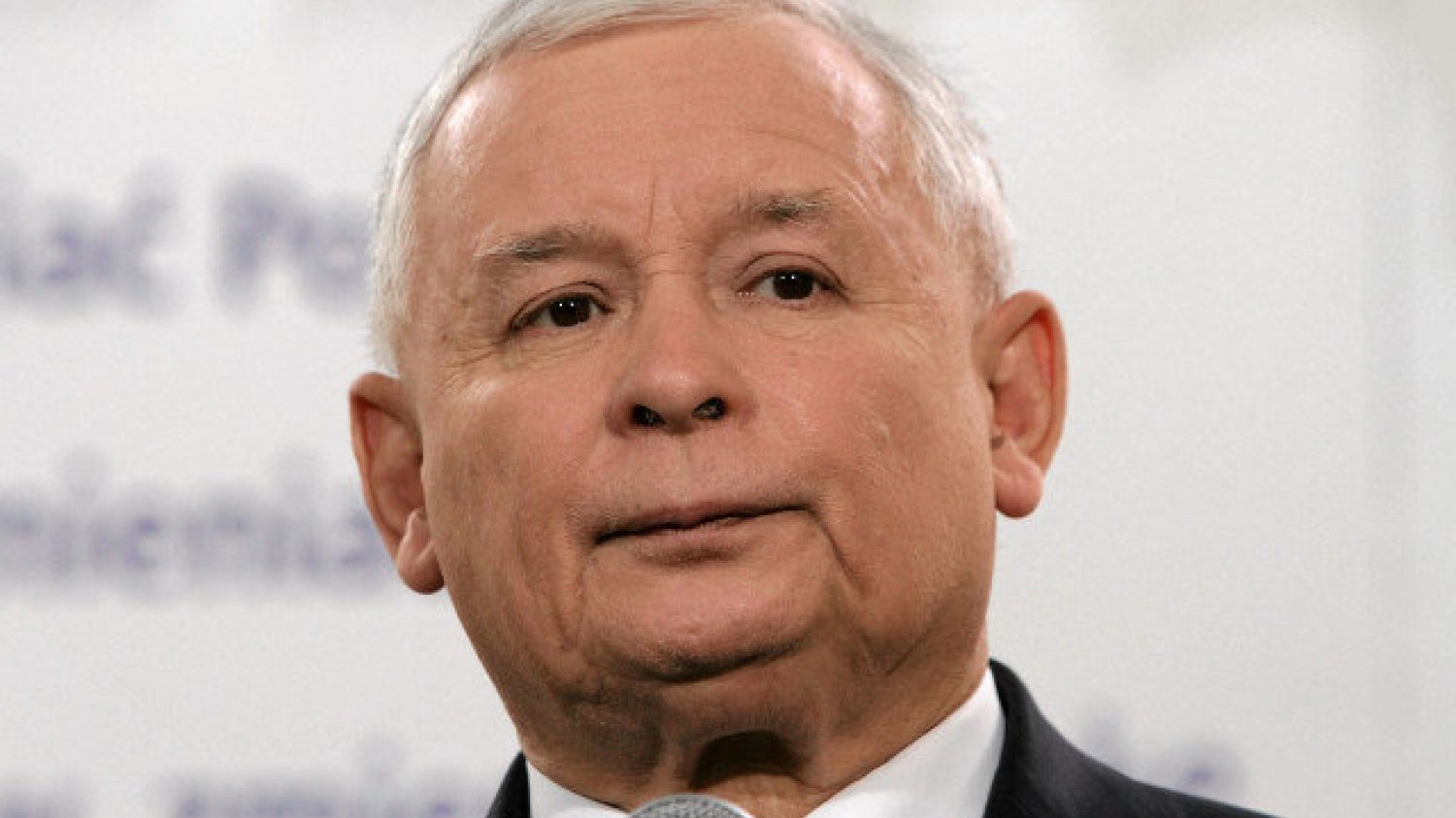 Jarosław Kaczyński uważa, że wybory zostały sfałszowane. Członek jednej z komisji wyborczych nie czuje się jednak "fałszerzem" i składa zawiadomienie do prokuratury.