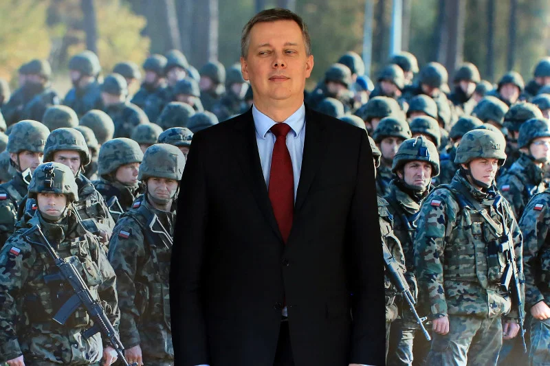 Minister obrony Tomasz Siemoniak uważa, że ryzyko wojny z Rosją jest niewielkie