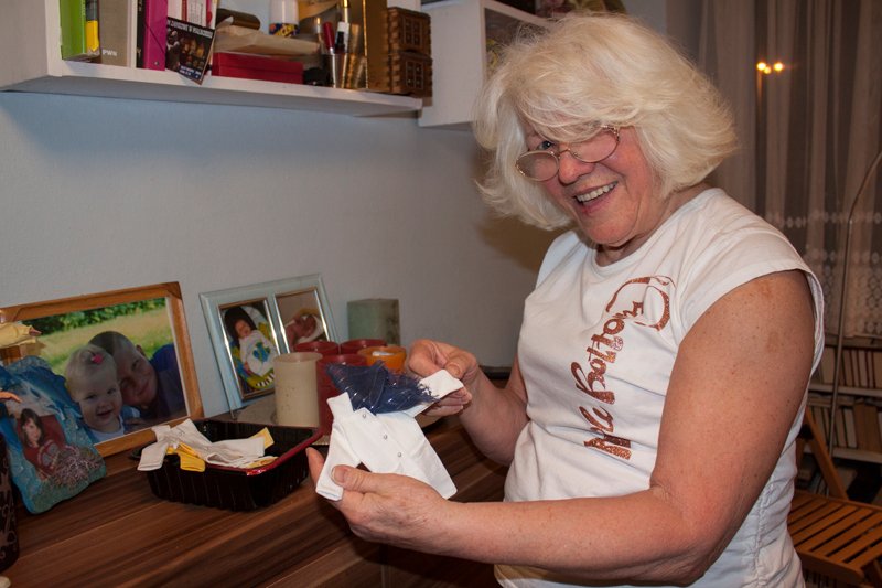 Danuta Nowak-Walentynowicz lubi sprawiać radość. Zaczęło się od ubranek dla Barbie wnuczki.