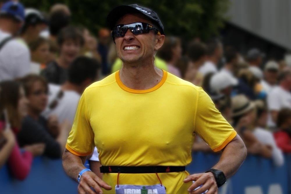 Jarosław Augustyniak na mecie zawodów Ironman