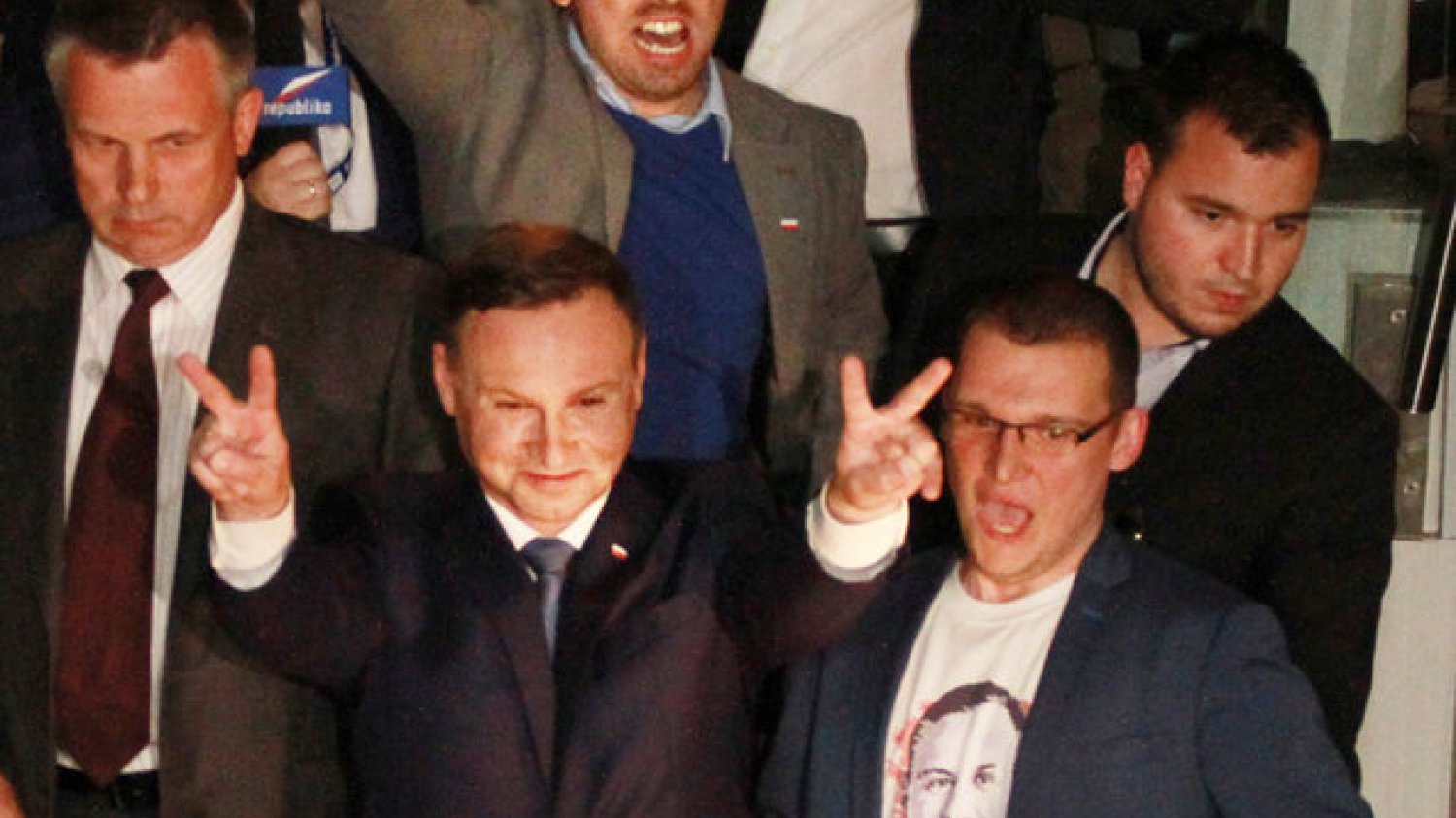 Polacy nie wierzą, że Andrzej Duda samodzielnie podejmuje swoje decyzje.