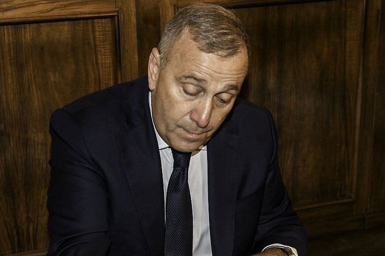 Według doniesień tygodnika "Wprost" Grzegorz Schetyna w zamian za oddanie stanowiska szefa PO ma zostać wicemarszałkiem Sejmu.