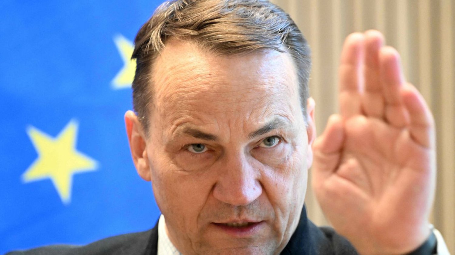 Minister Sikorski jest już po pierwszych rozmowach z nowym amerykańskim sekretarzem stanu Marco Rubio Minister Sikorski jest już po pierwszych rozmowach z nowym amerykańskim sekretarzem stanu Marco Rubio