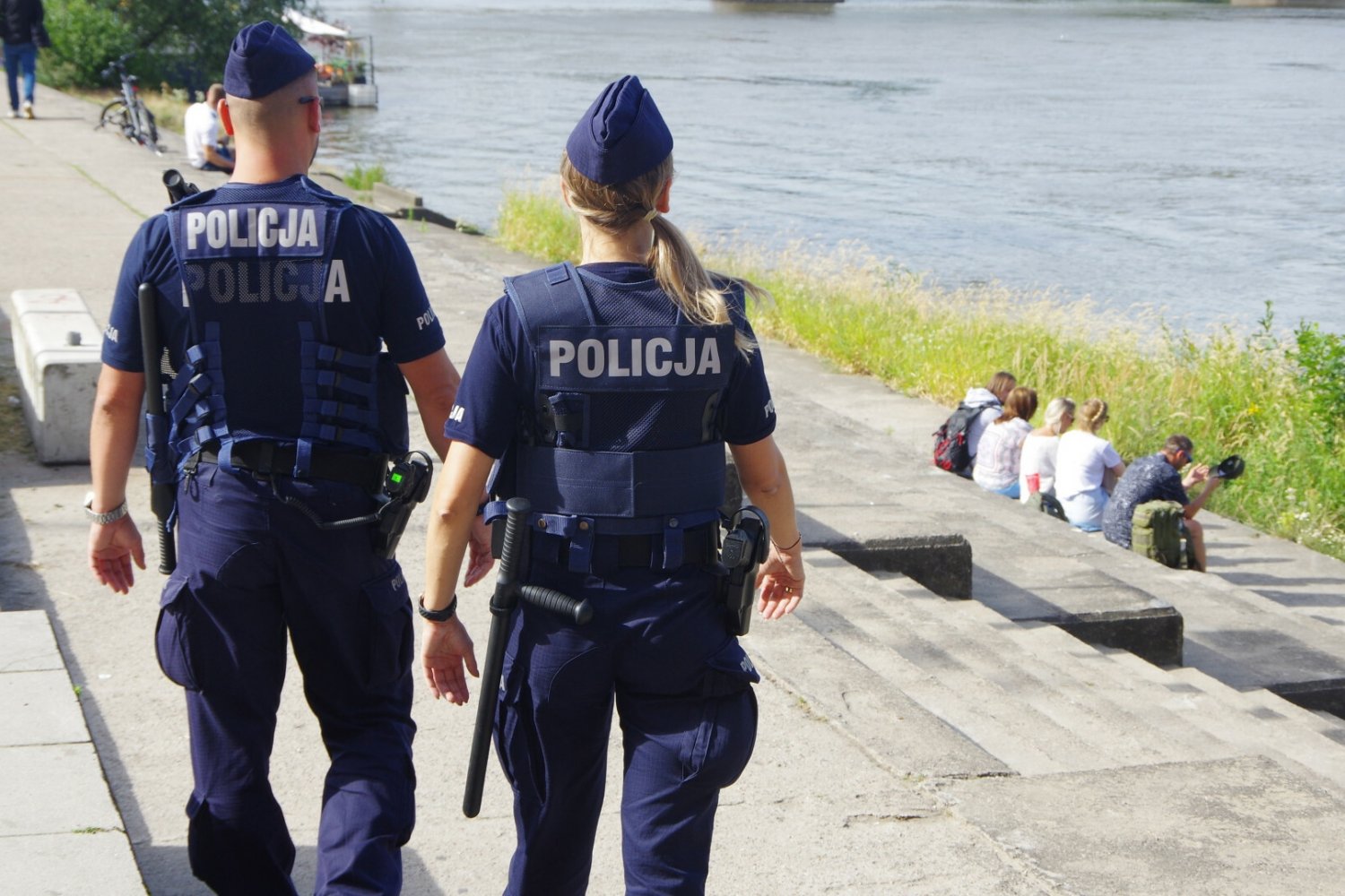 Incydent w Poznaniu. Policja musiała oddać strzały ostrzegawcze.