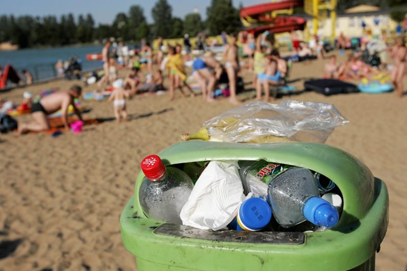 Zaśmiecone, jarmarczne i kiczowate – czy takie są nadbałtyckie kurorty?