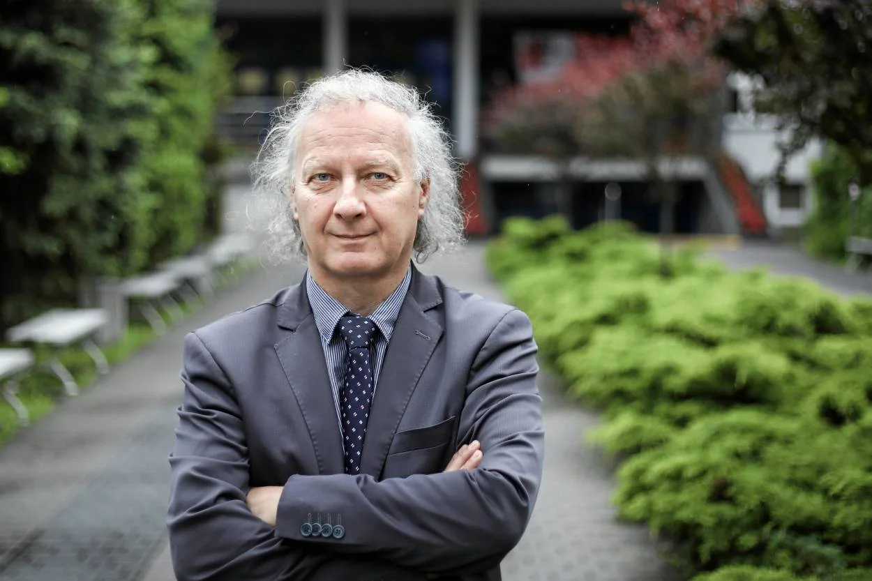 Profesor Janusz Majcherek z gościnnymi felietonami w naTemat.pl.