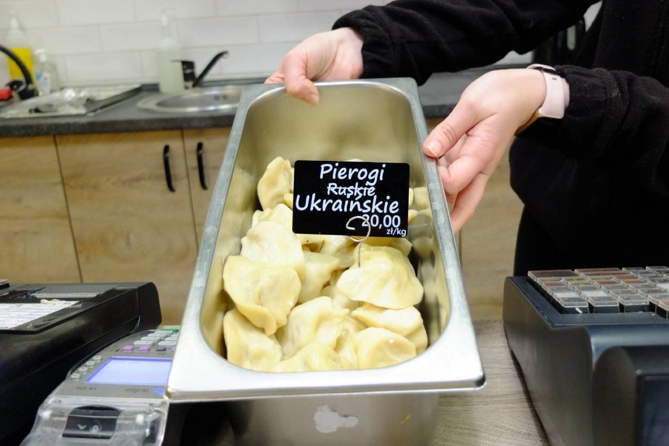 Pierogi ruskie zmieniły nazwę na pierogi ukraińskie. Spór o nazwę
