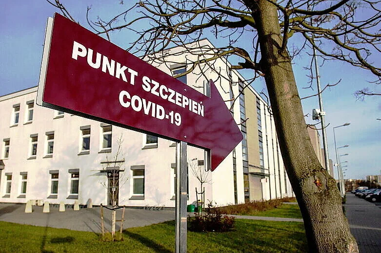 Które choroby przewlekłe dają pierwszeństwo do szczepień na COVID? [LISTA]