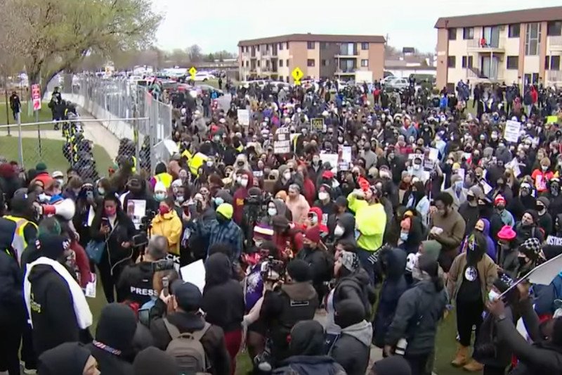 W Minneapolis wrze po śmierci Daunte Wrighta.