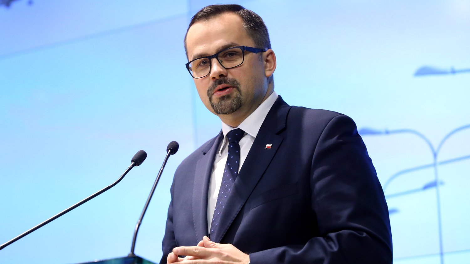 Odlot Marcina Horały. Twierdzi, że PiS fenomenalnie radzi sobie z pandemią.