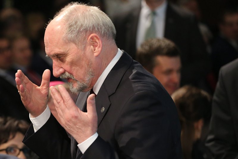 Antoni Macierewicz nie odpuszcza. Katastrofa smoleńska jest dla niego przykładem zagrożenia ze strony Rosji.
