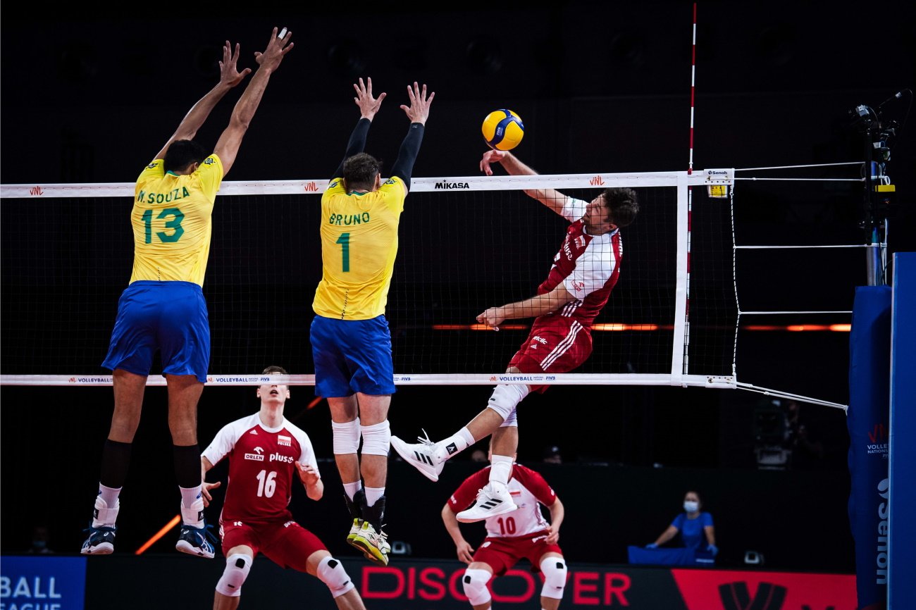 Polscy siatkarze przegrali gładko z Brazylią w trzech setach starcie Ligi Narodów