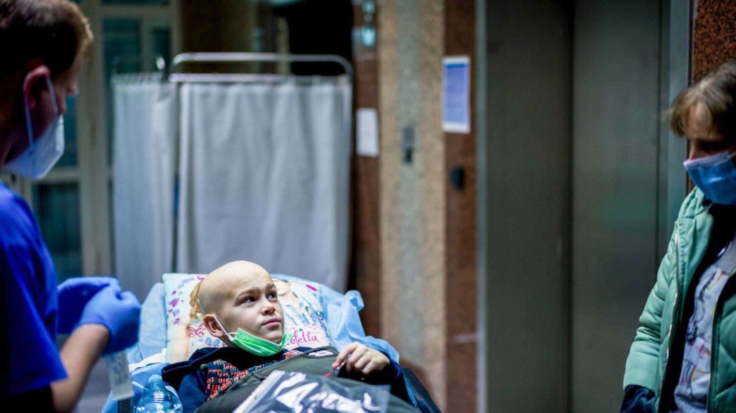 Jedenastoletni Ruslan z okolic ukraińskiej Połtawy dotarł z mamą Oleną do Górnośląskiego Centrum Zdrowia Dziecka w Katowicach, na przerwane leczenie onkologiczne.