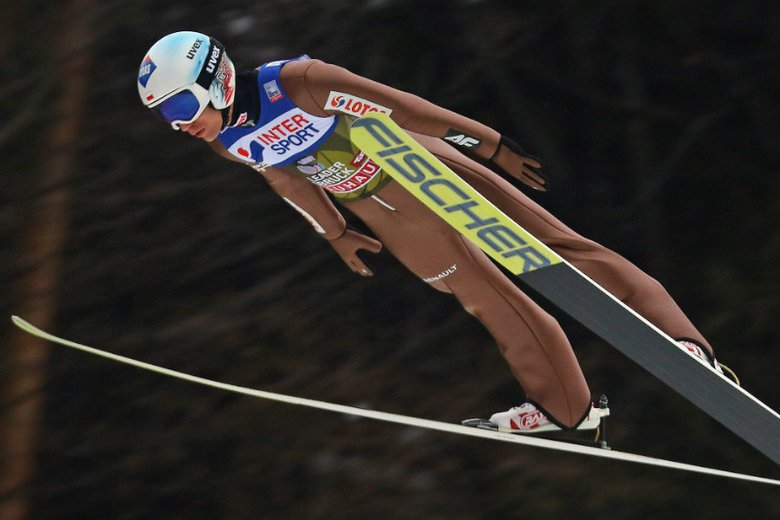 Kamil Stoch nie zawodzi. Zwycięzca Turnieju Czterech Skoczni świetnie poleciał też w Obrestdorfie i zdobył srebrny medal MŚ w lotach narciarskich.