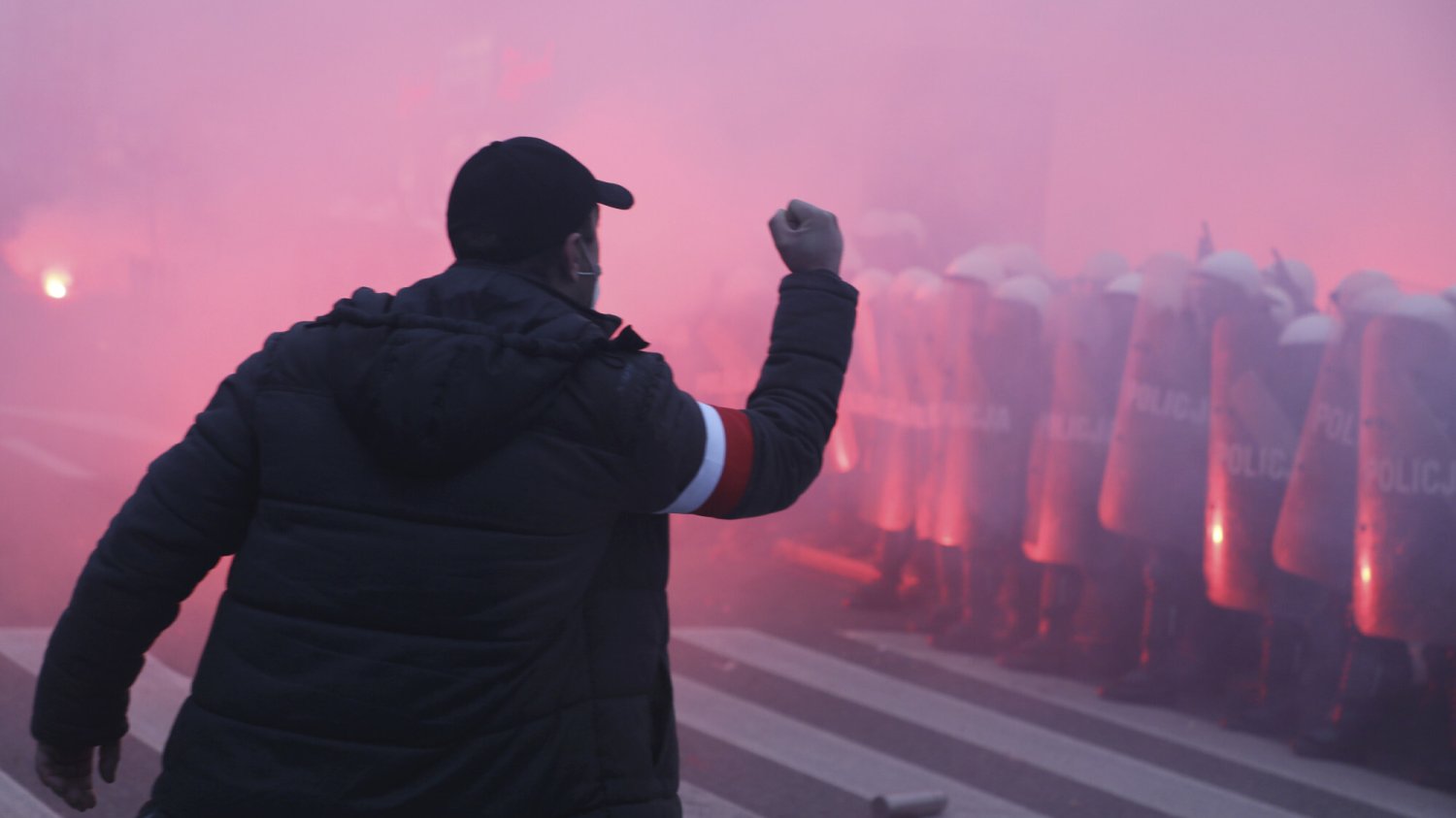 Stowarzyszenie Marsz Niepodległości mówi o "goleniu głów".