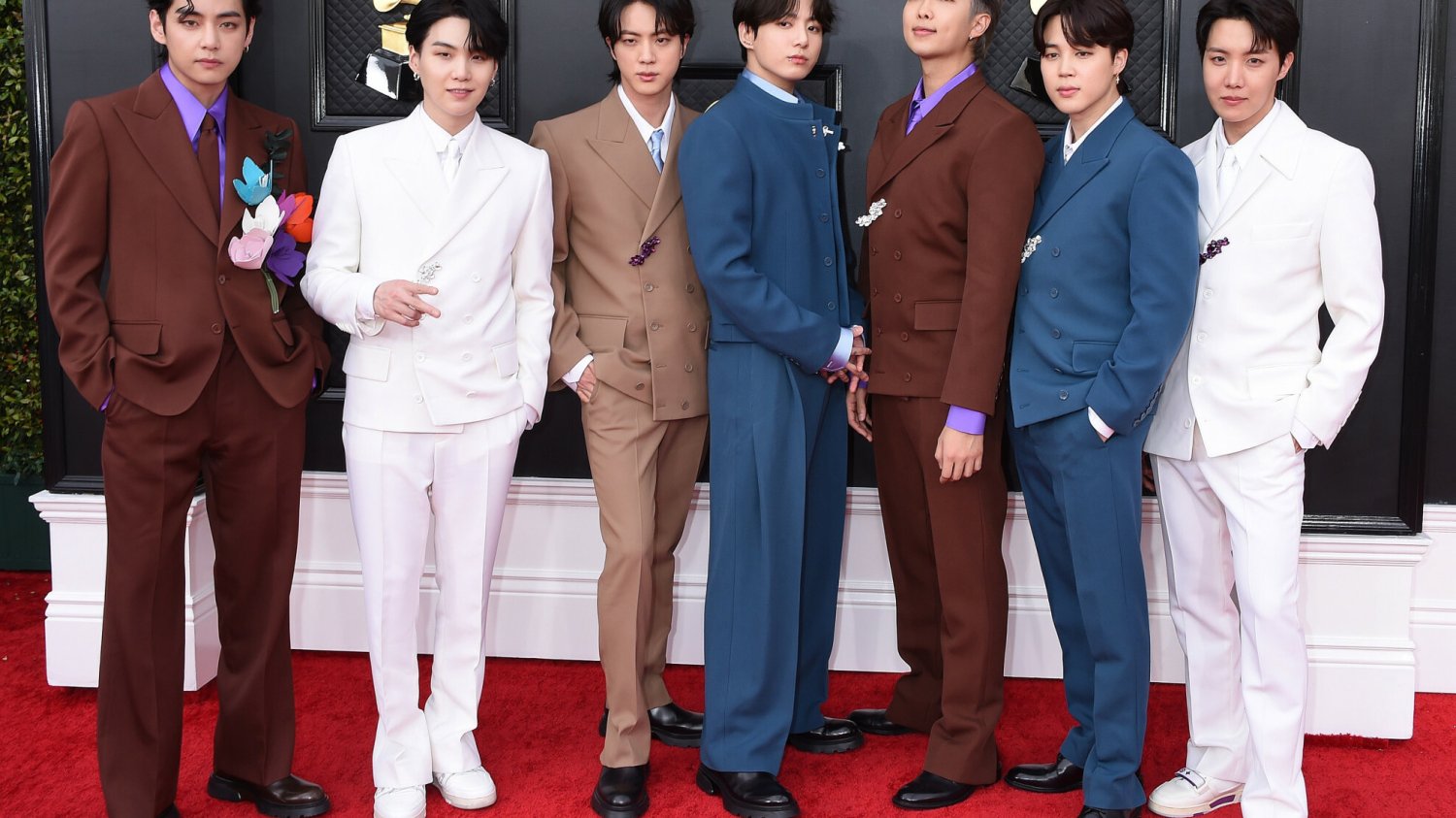 BTS ogłasza przerwę BTS