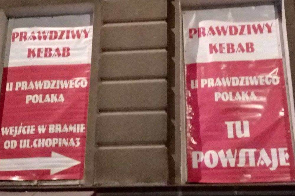 To nie film.. W Lublinie działa patriotyczny kebab.