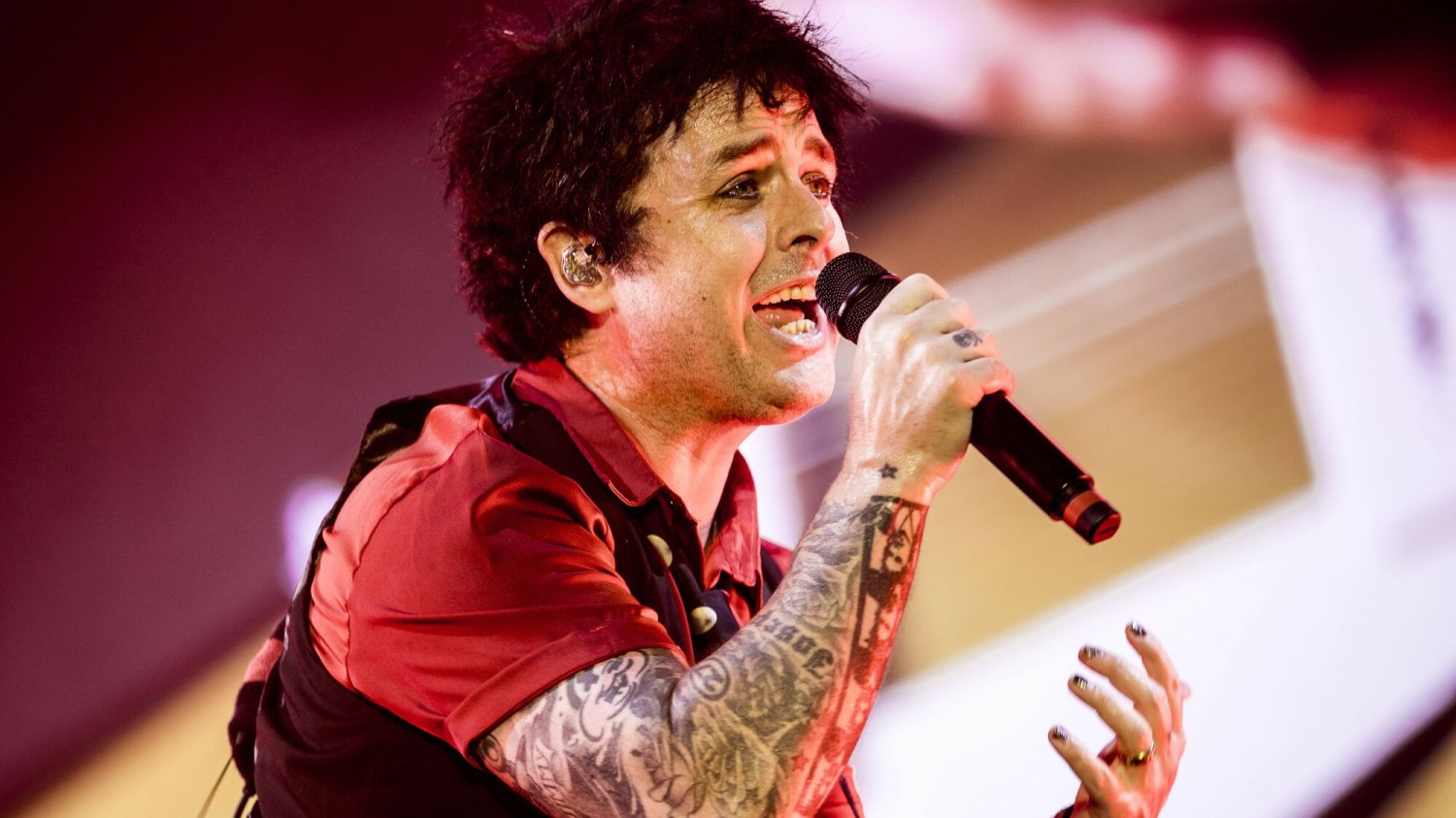 Dlaczego Green Day sprzedaje koszulki z Donaldem Trumpem? Dlaczego Green Day sprzedaje koszulki z Donaldem Trumpem?