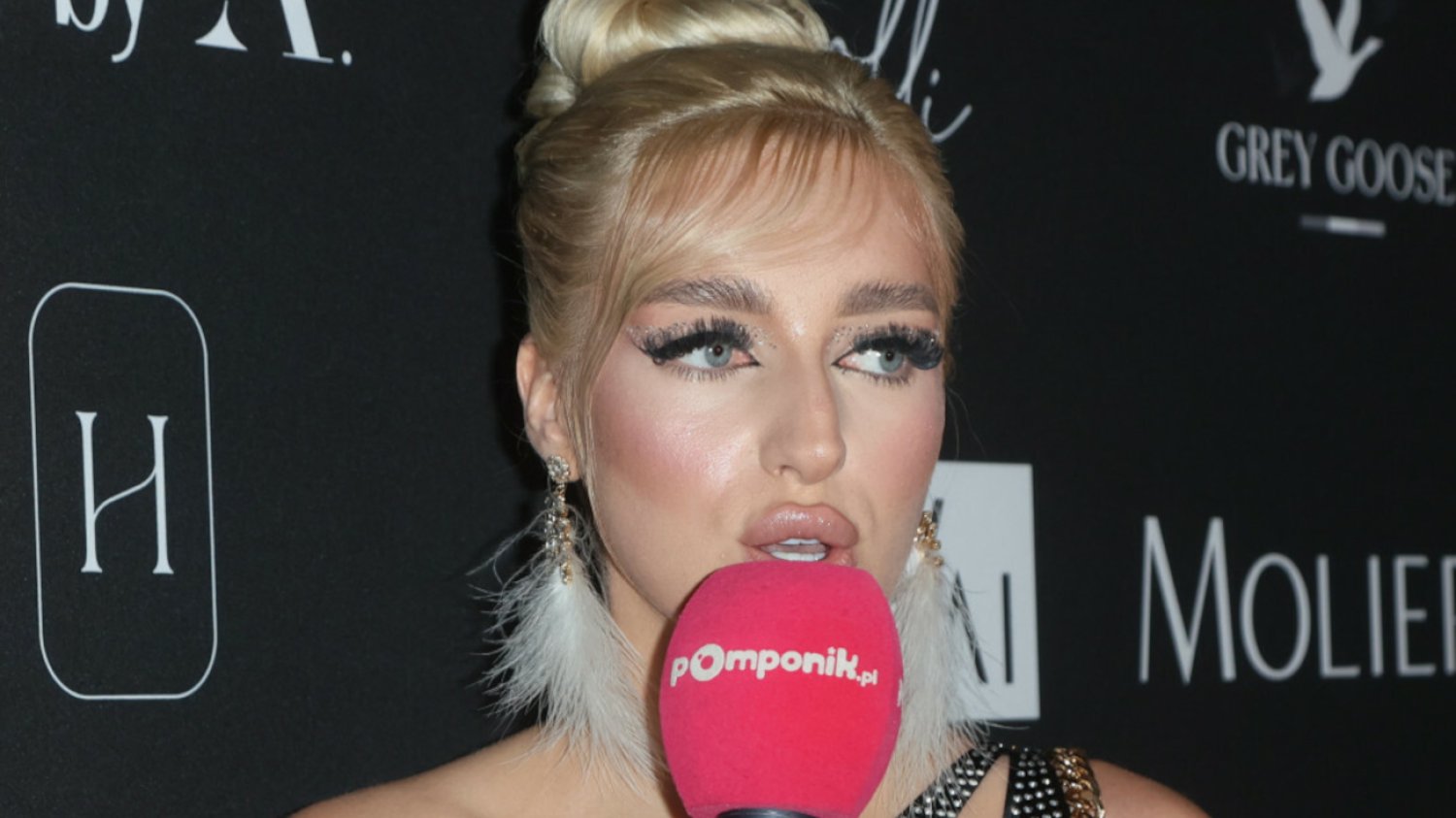 Caroline Derpienski zapowiedziała nagranie filmu o Krzysztofie Stanowskim.