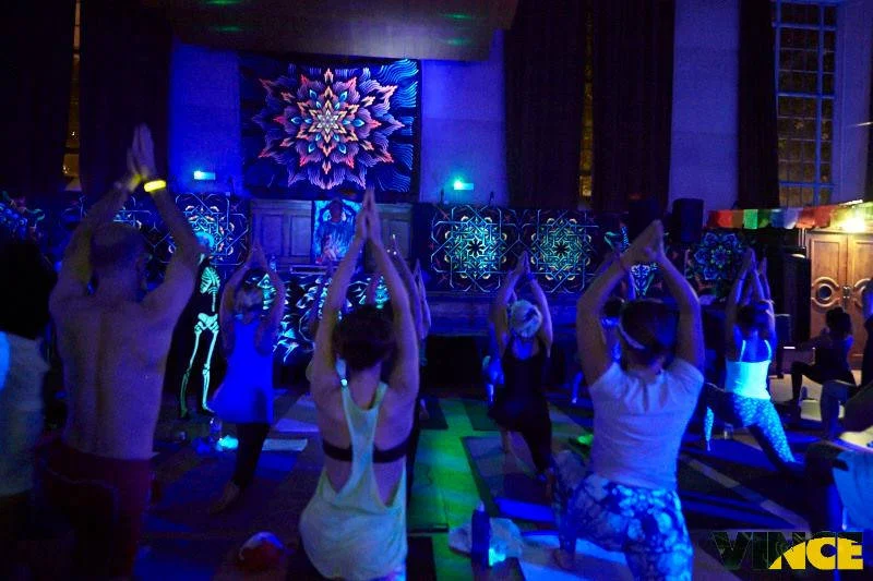 Kolorowa Yoga Rave