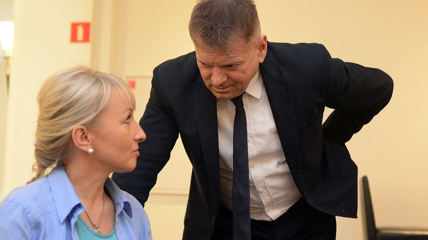 Jaką rolę odgrywa Krzysztof Rutkowski w sprawie Iwony Wieczorek? Krzysztof Rutkowski i Iwona Wieczorek (matka).