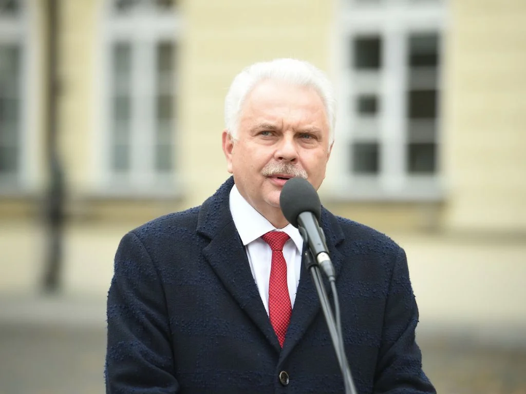 Waldemar Kraska: Kolejna fala koronawirusa może pojawić się w styczniu.