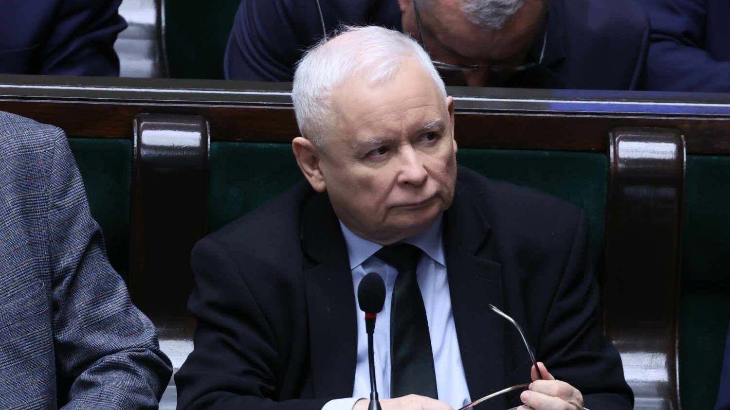 Spadają notowania PiS. Nowy sondaż pokazał, że KO się umacnia.