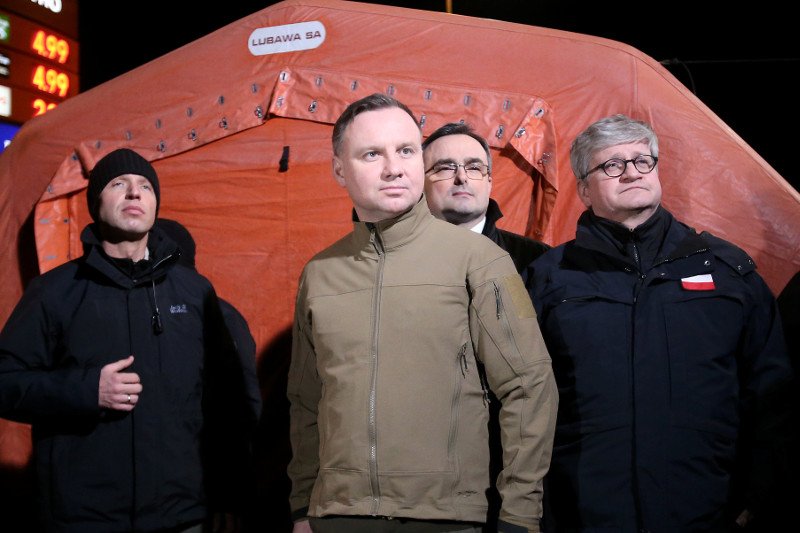 Prezydent Andrzej Duda może wprowadzić stan wyjątkowy w Polsce – co by oznaczał?