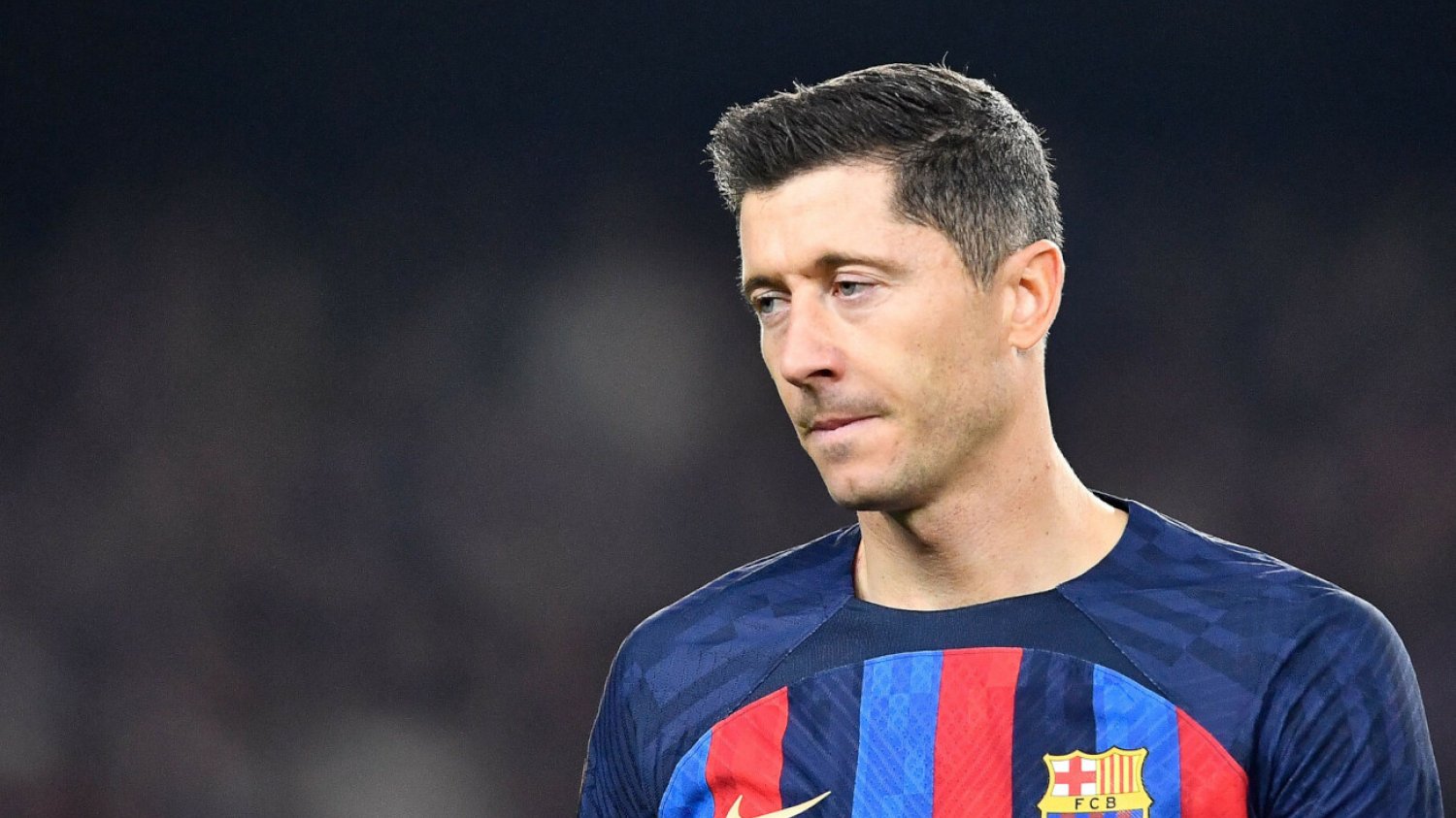 Robert Lewandowski w barwach Barcelony odpadł już zarówno z Ligi Mistrzów, jak i Ligi Europy UEFA.