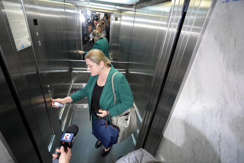 Krystyna Pawłowicz pisze, że po wyjściu z Sejmu została zaatakowana: "Byli napaleni, filmowali...".