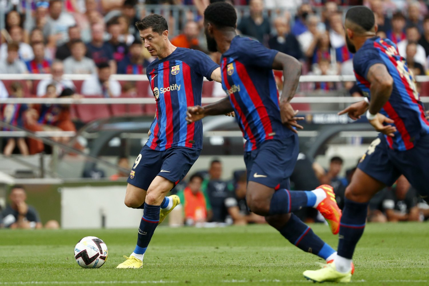 Robert Lewandowski, czyli lis pola karnego. Kolejne trafienie Polaka, zrobił to kapitalnie