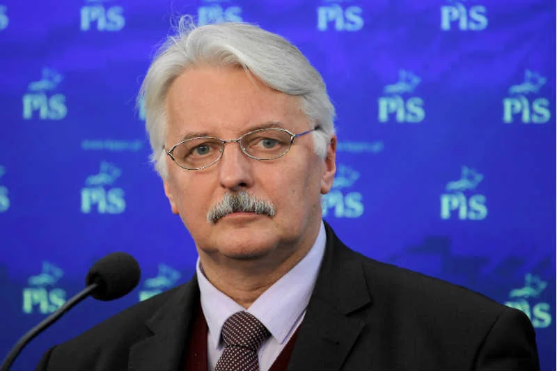Witold Waszczykowski ocenia, że Schetyna popełnił błąd wchodząc w konflikt z Rosjanami, ale teraz trzeba stanąć po stronie szefa polskiego MSZ.