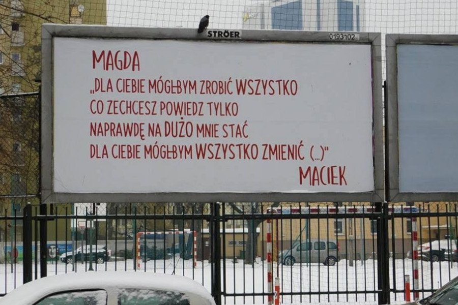 Taki billboard pojawił się na warszawskiej Ochocie