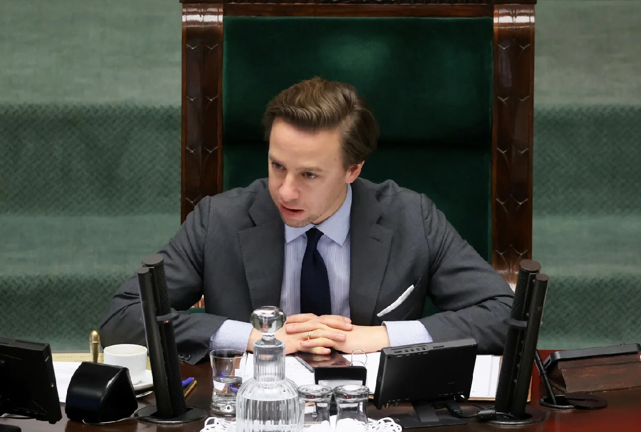 Ważą się losy Krzysztofa Bosaka. "Ich głosy przesądzą o jego przyszłości".